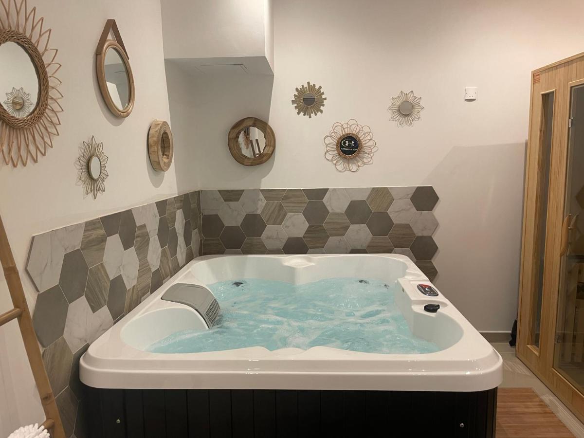 L'Idylle Appartement LʼIsle-sur-la-Sorgue Buitenkant foto