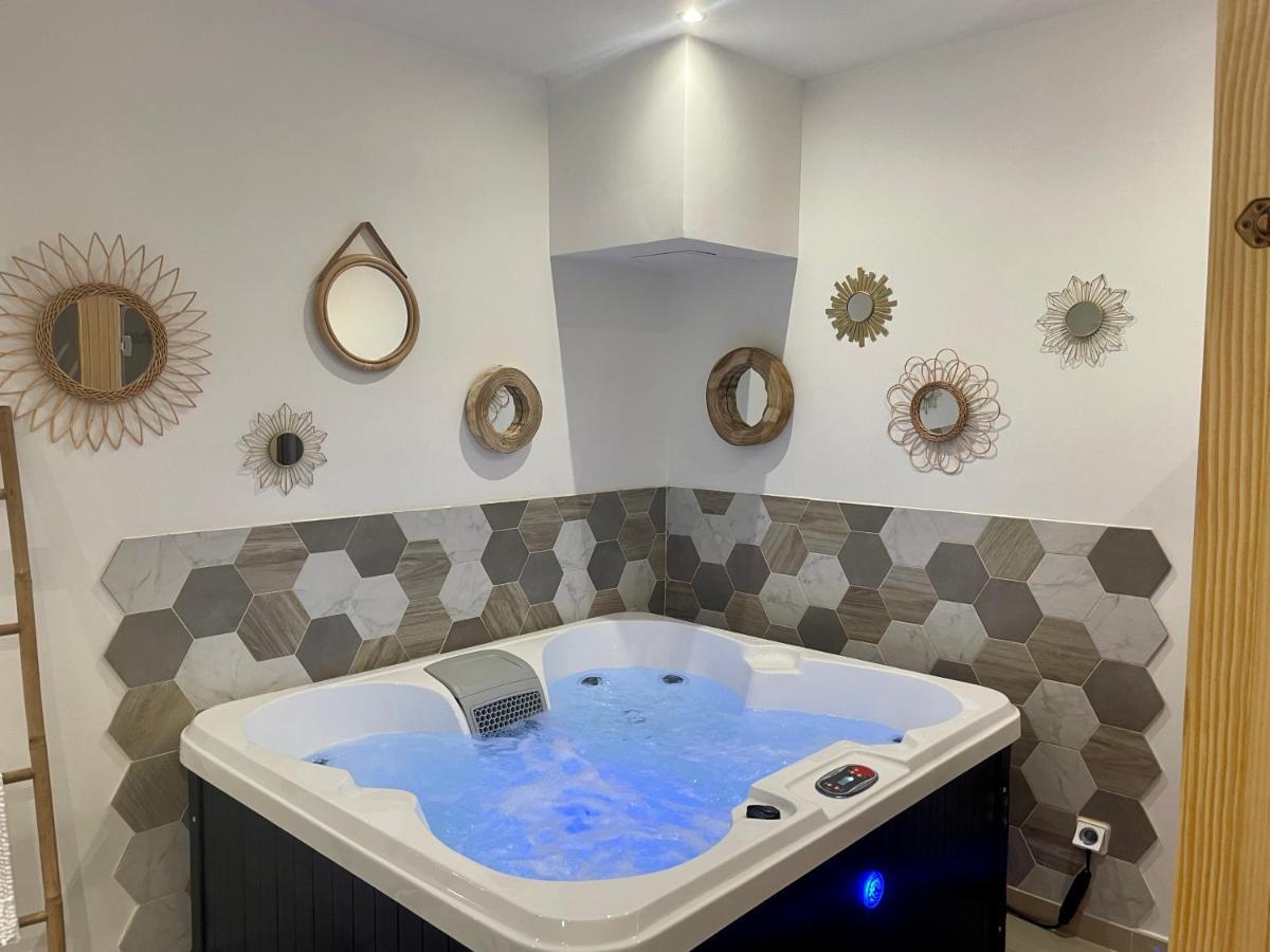 L'Idylle Appartement LʼIsle-sur-la-Sorgue Buitenkant foto
